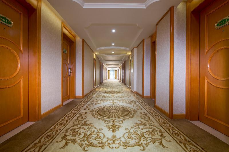Vienna Hotel Waigaoqiao Shanghai Eksteriør bilde